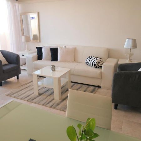 Maltaholiday Seafront Penthouse Daire Mellieħa Dış mekan fotoğraf