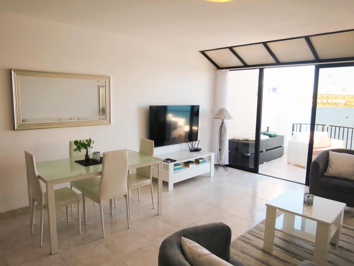 Maltaholiday Seafront Penthouse Daire Mellieħa Dış mekan fotoğraf